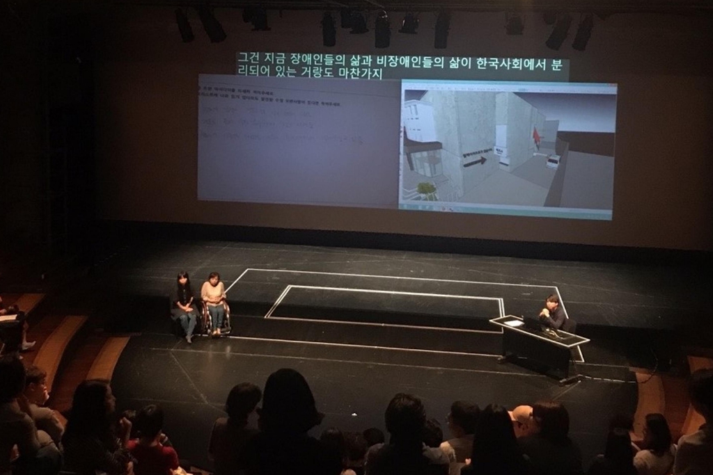 여전히 대면 예술이 필요하다